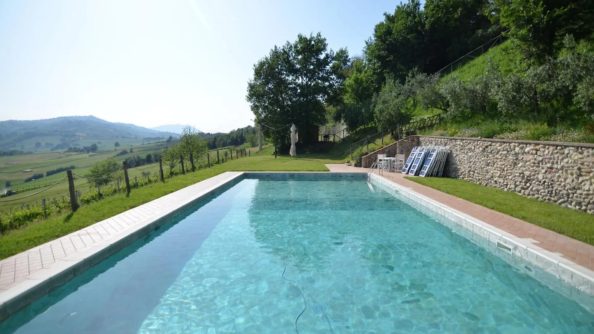 Lovely Holiday Home In Monte Colombo On Farm